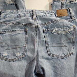 AMERICAN EAGLE SIZE 2 SHORT